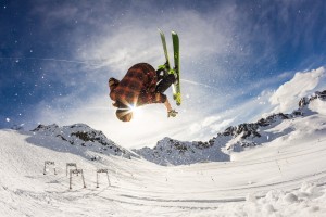 开云备用-莫兰特被禁赛后与灰熊矛盾升级！公开指定下家：只愿加盟湖人，莫兰特与灰熊签约几年